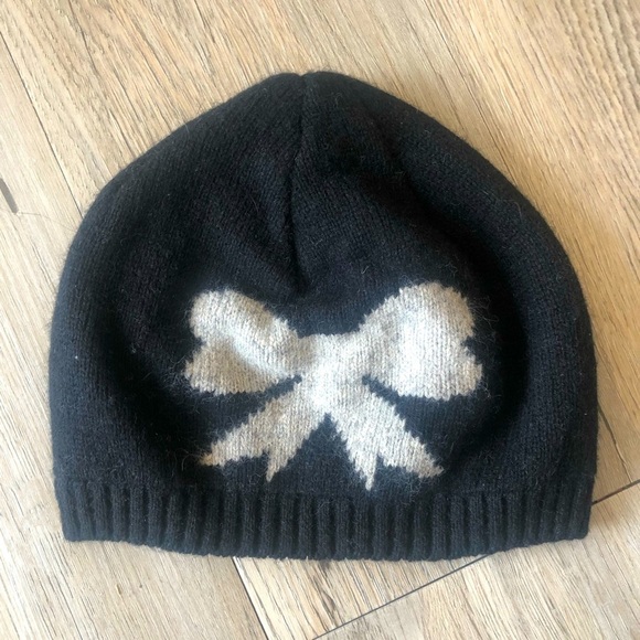 🔥SALE - Any 4 for $20. H&M Toque - Picture 1 of 2